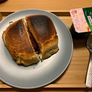 みそカツサンドの朝ご飯